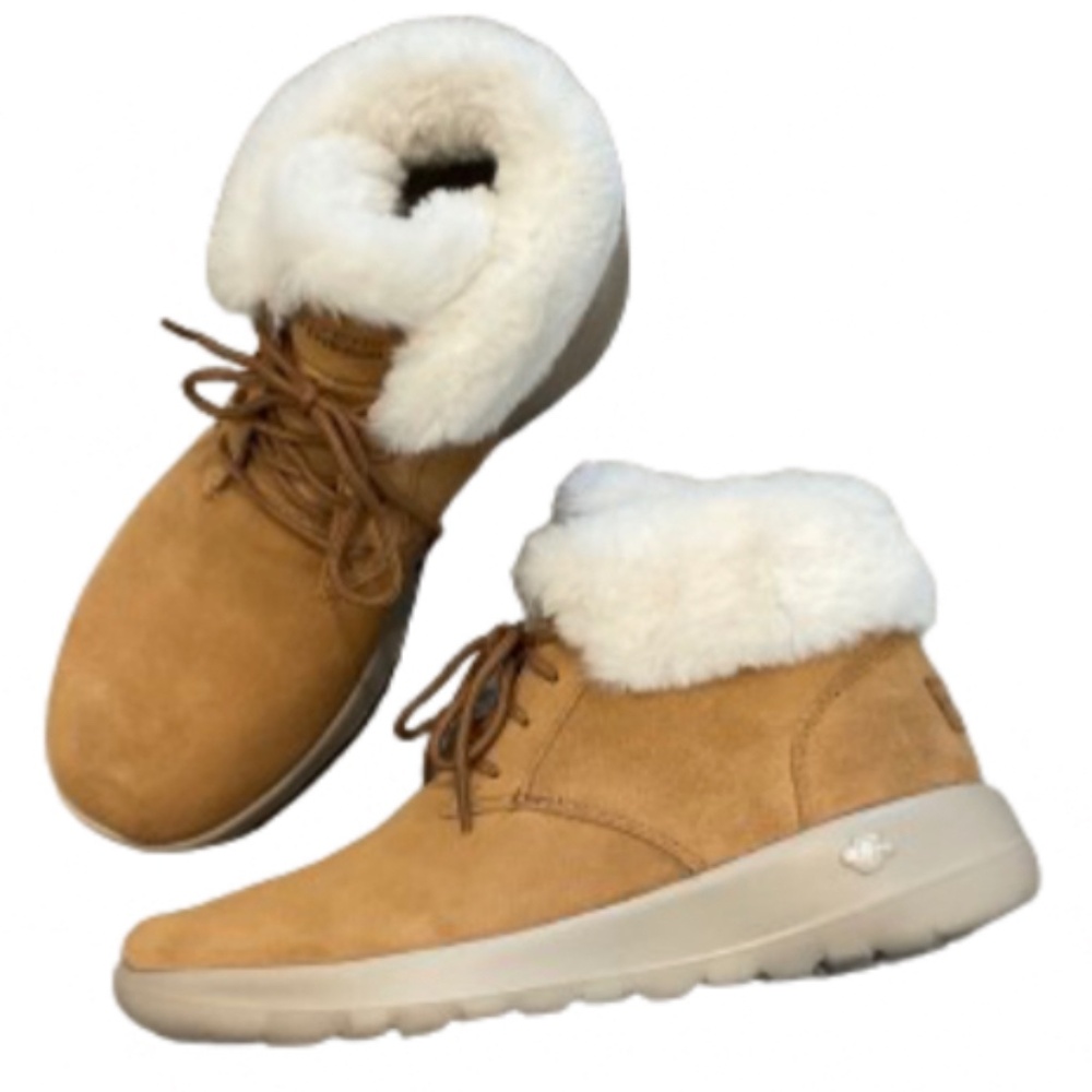 Skechers Boots Women's On-The-go Joy-Lush Chukka  Size 7.5 NWOT